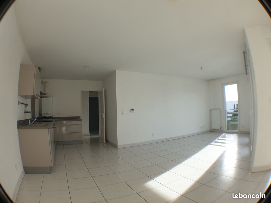 Appartement à louer, 71m², Chassieu