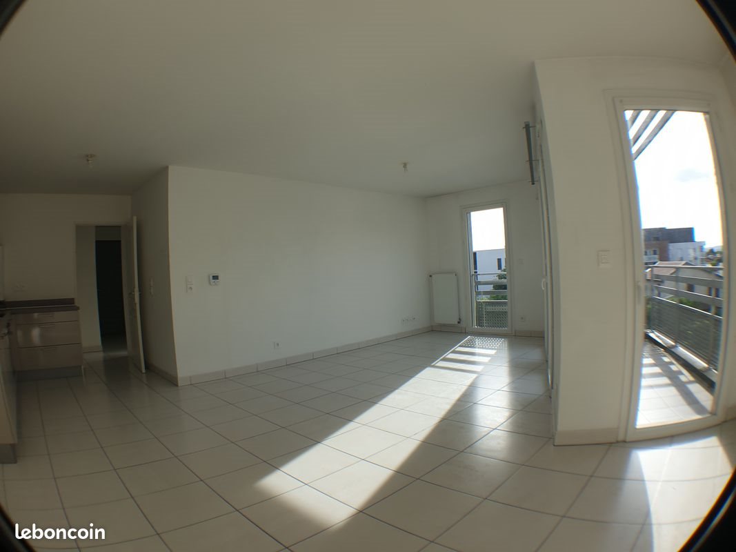 Appartement à louer, 71m², Chassieu