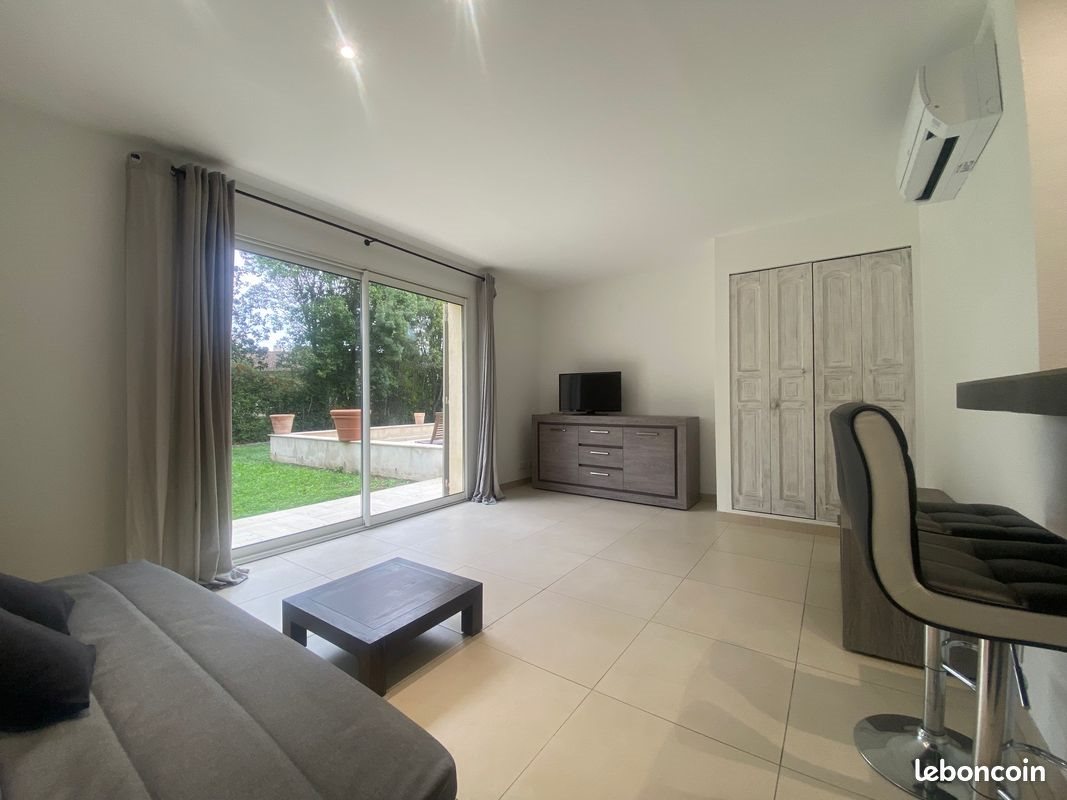 Appartement à louer, 27m², La Colle-sur-Loup