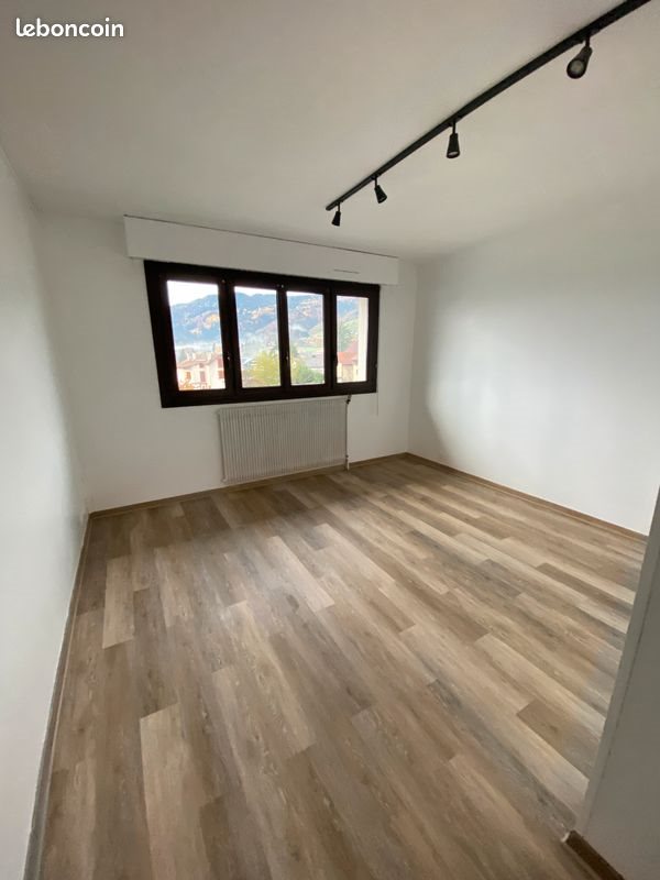 Appartement à louer, 44m², Boëge