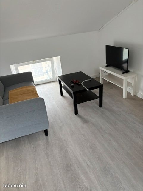 Appartement à louer, 35m², Saint-Pons-de-Thomières