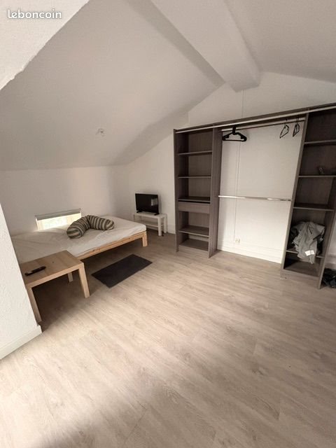 Appartement à louer, 35m², Saint-Pons-de-Thomières