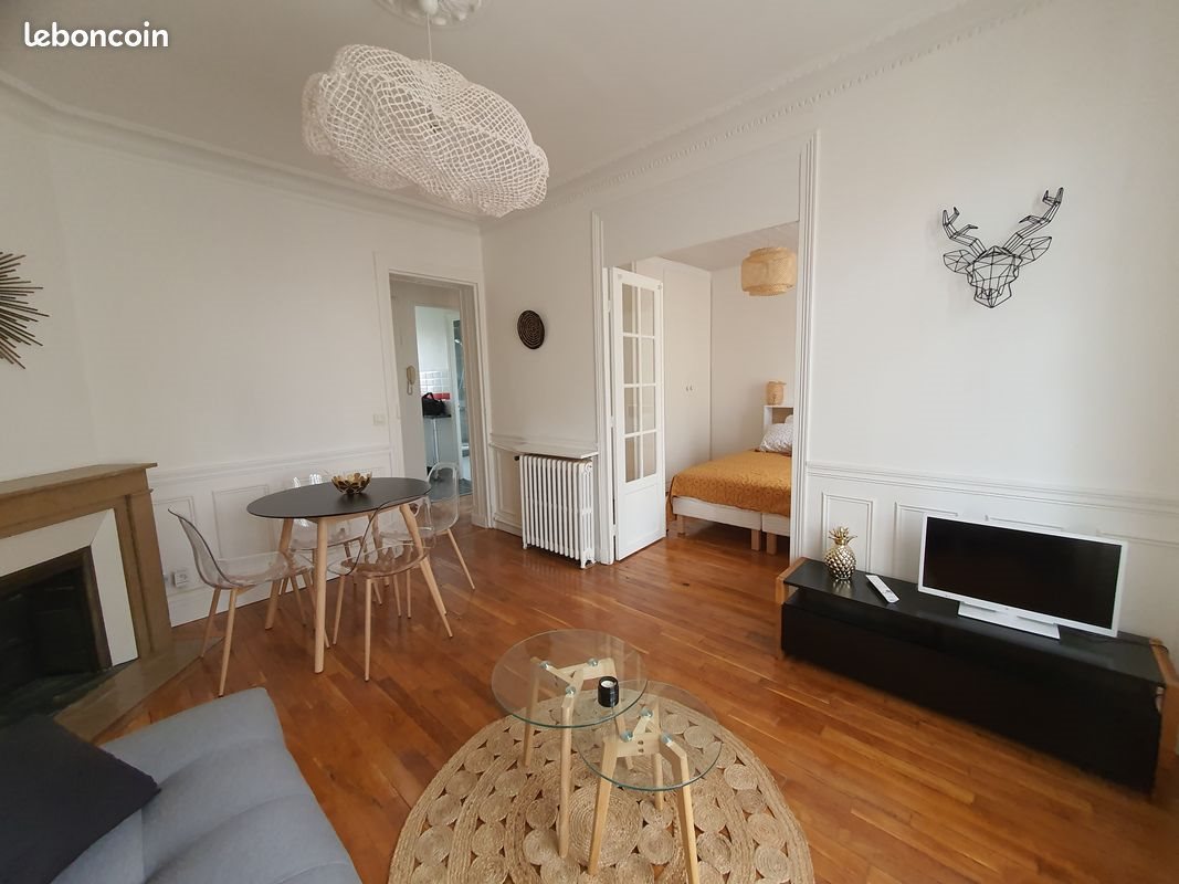 Appartement à louer, 42m², Courbevoie