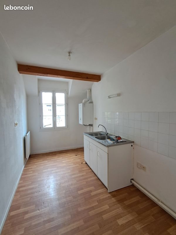 Appartement à louer, 90m², Lorris