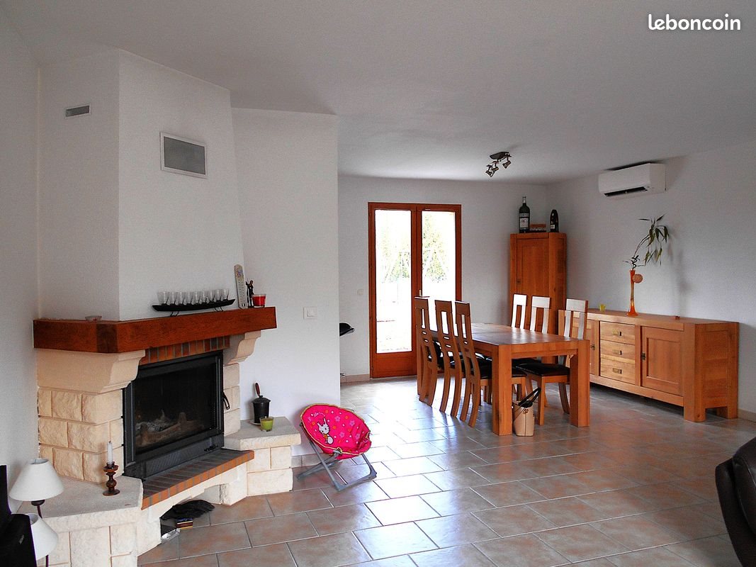 Maison à louer, 93m², Fleury-la-Vallée