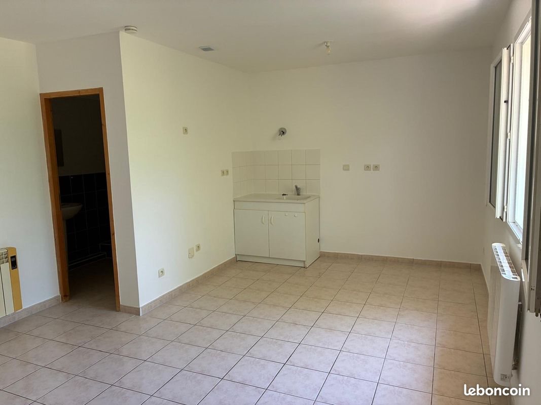Appartement à louer, 27m², Saint-Paul-le-Jeune