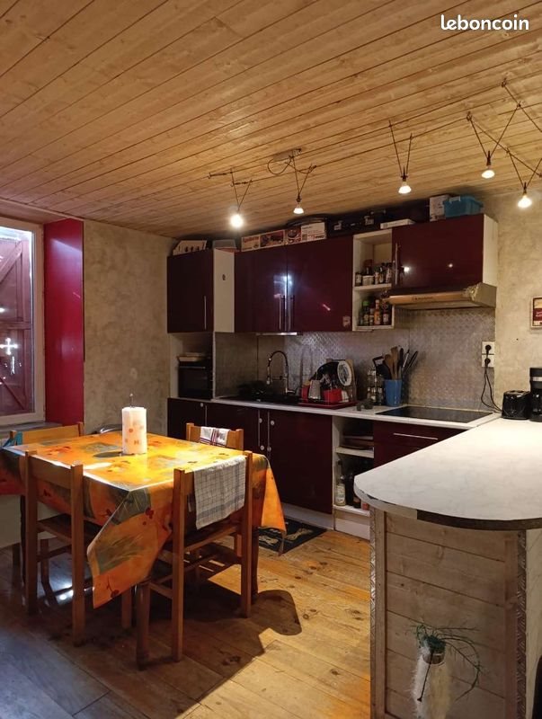 Maison à louer, 90m², Coudes