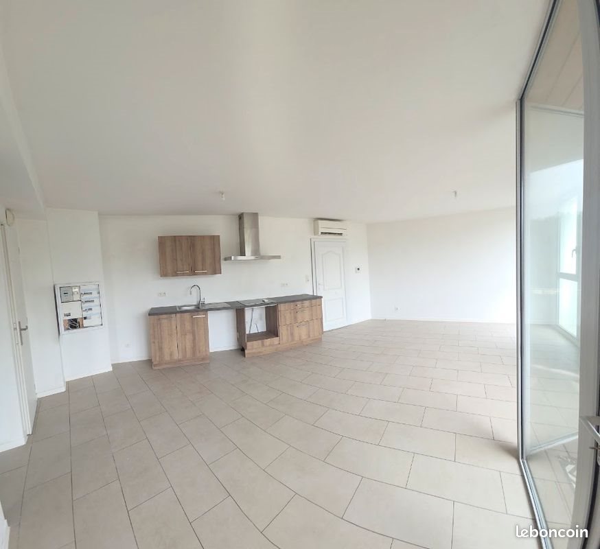 Appartement à louer, 46m², Ajaccio