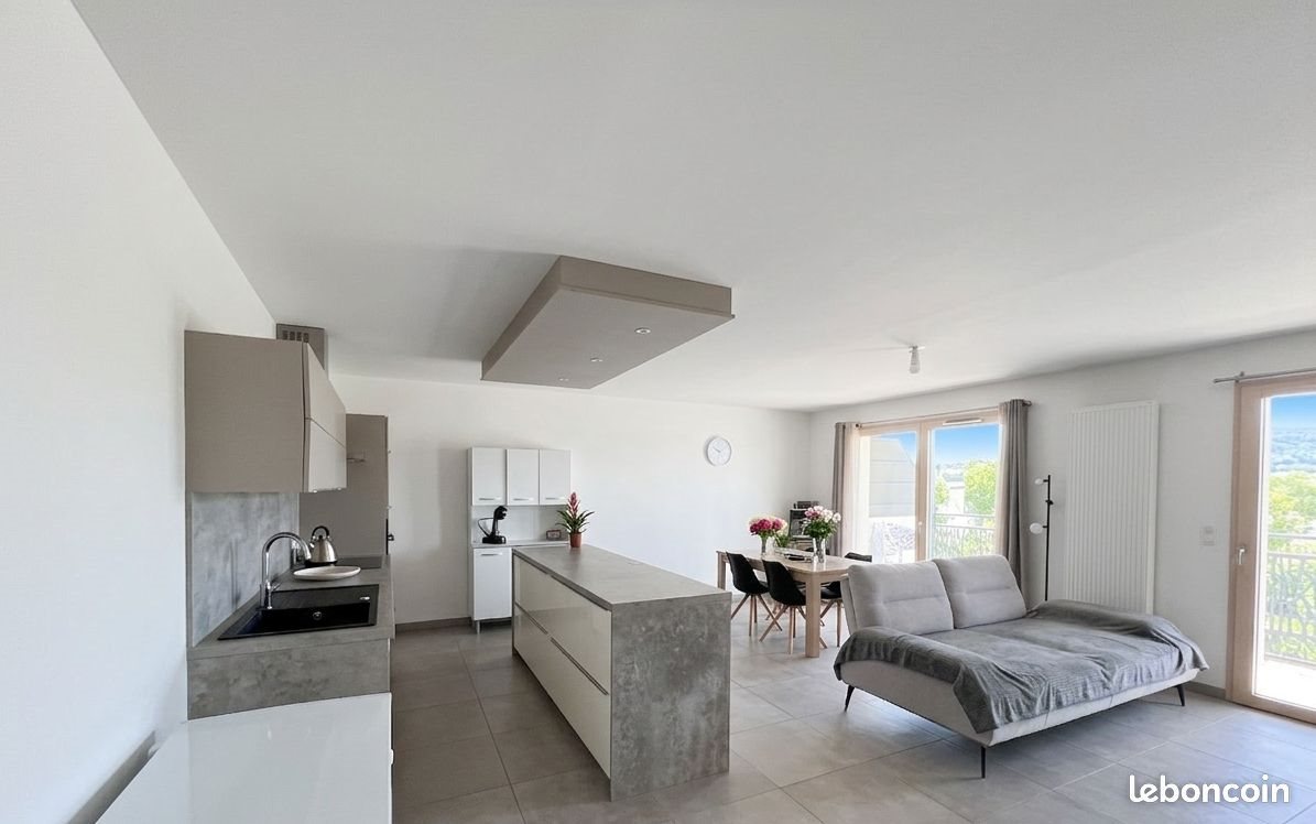 Appartement à louer, 92m², Pontarlier
