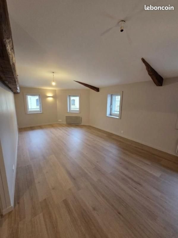 Appartement à louer, 42m², Saint-Symphorien-sur-Coise