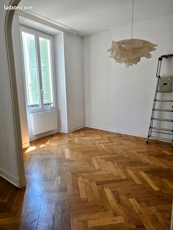 Appartement à louer, 80m², Nice