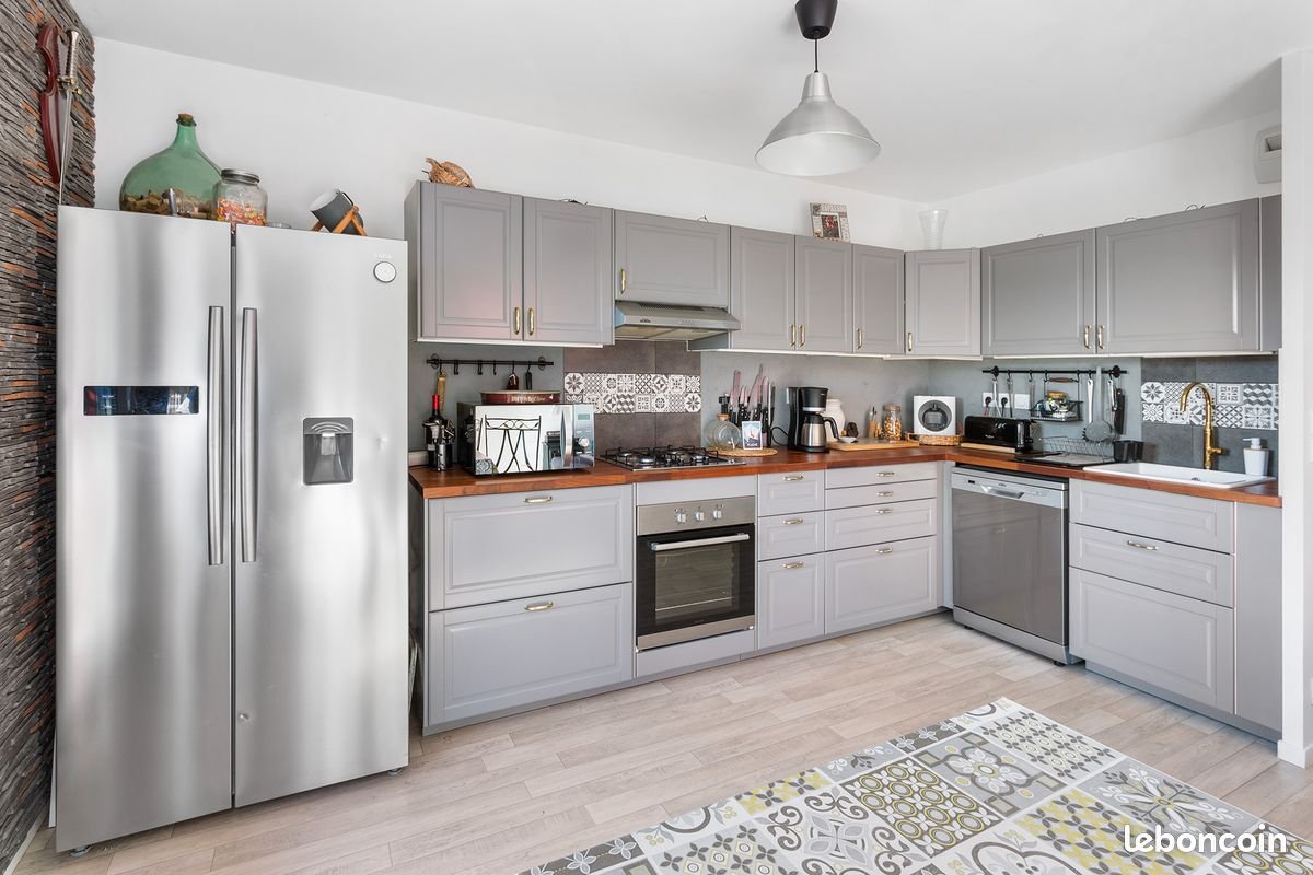 Appartement à louer, 74m², Couëron