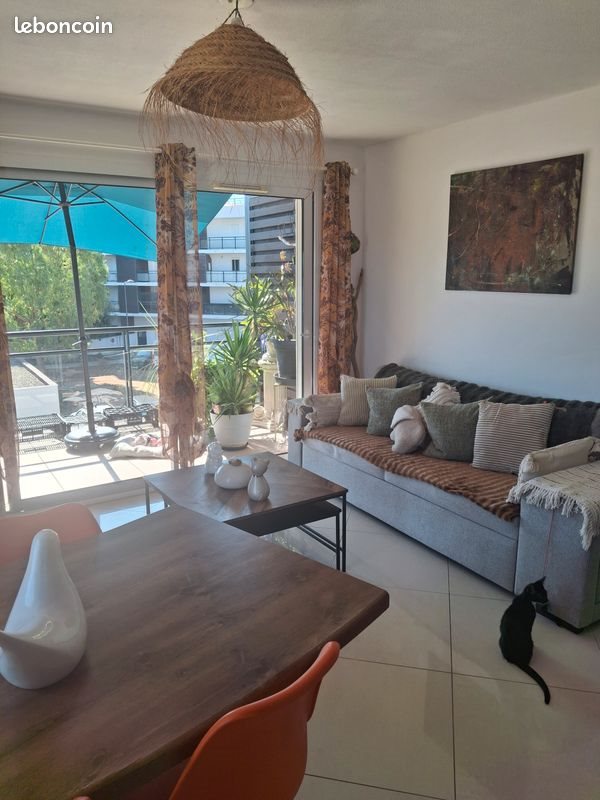 Appartement à louer, 55m², Gruissan