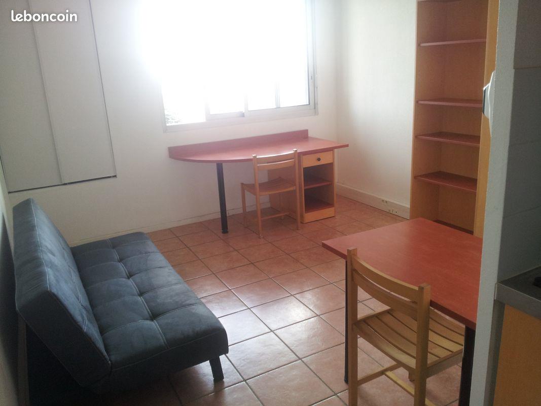 Appartement à louer, 24m², Nîmes