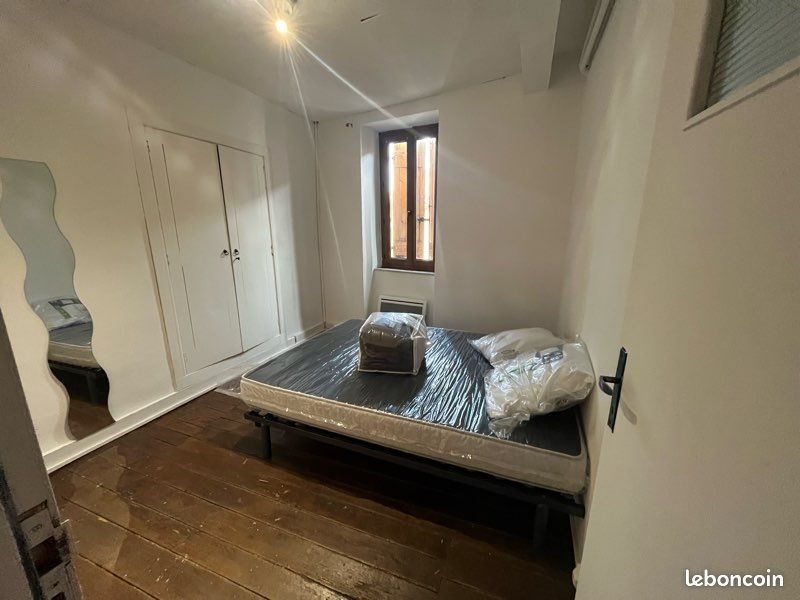 Maison à louer, 69m², Saissac