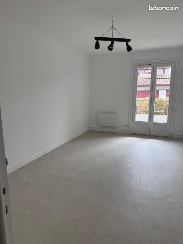 Appartement à louer, 132m², Espelette