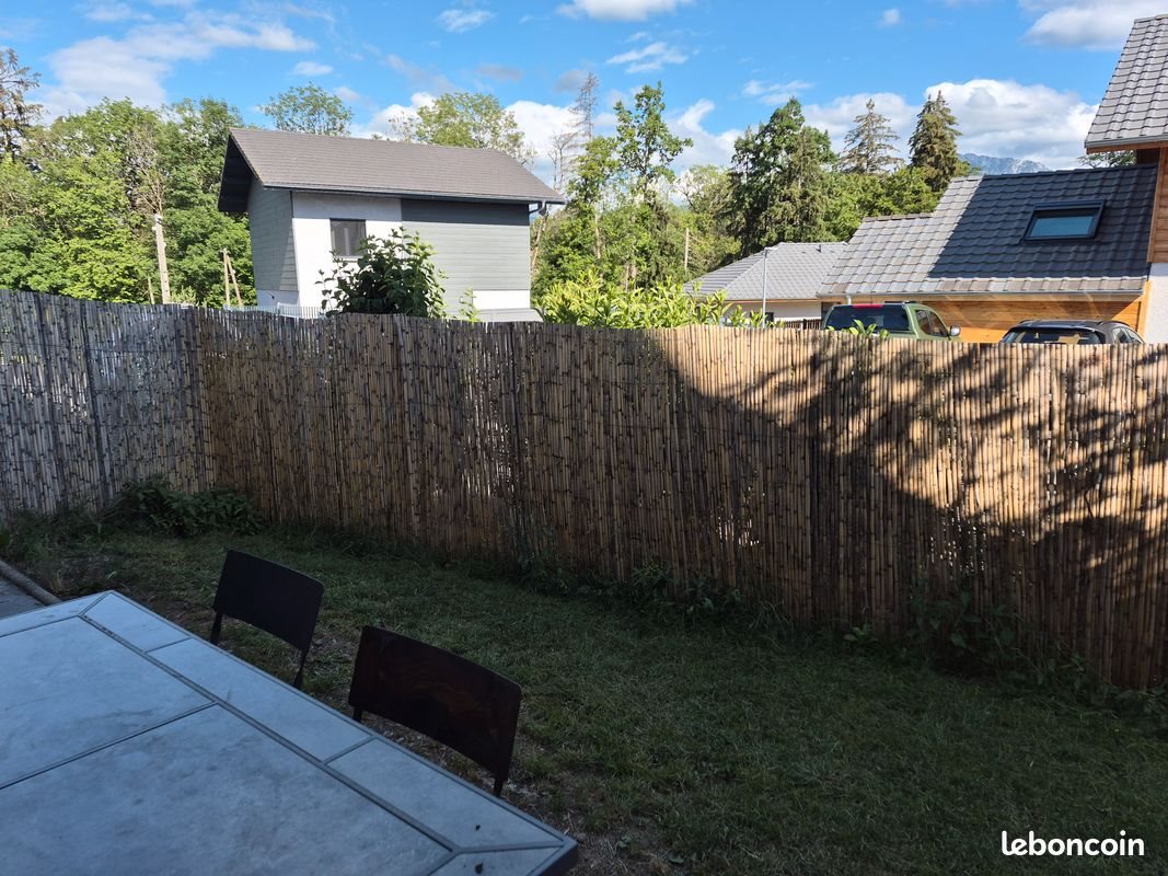 Appartement à louer, 68m², Féternes