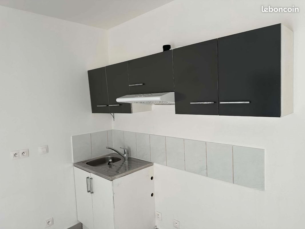 Appartement à louer, 25m², Colombes