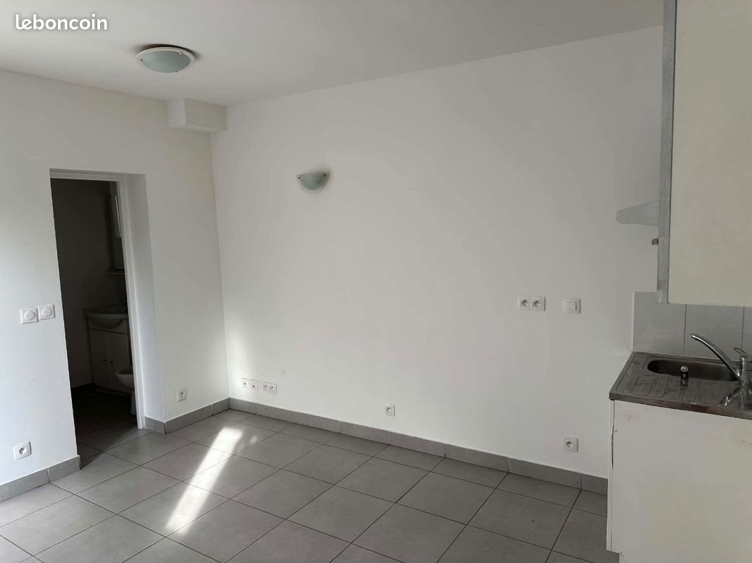 Appartement à louer, 25m², Colombes