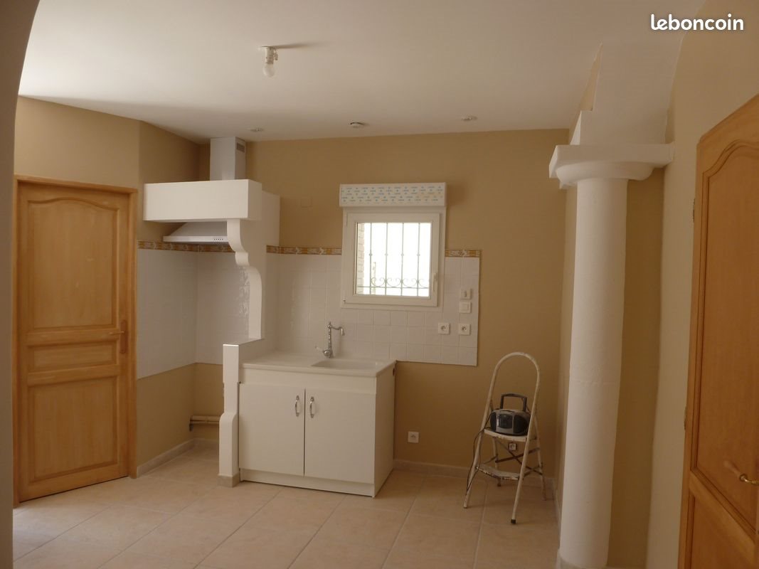 Appartement à louer, 56m², Saint-Florent-sur-Auzonnet