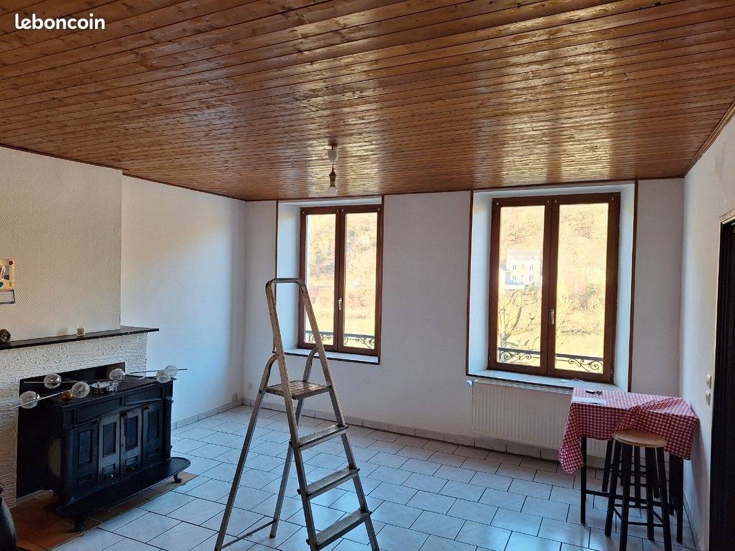 Appartement à louer, 65m², Revin