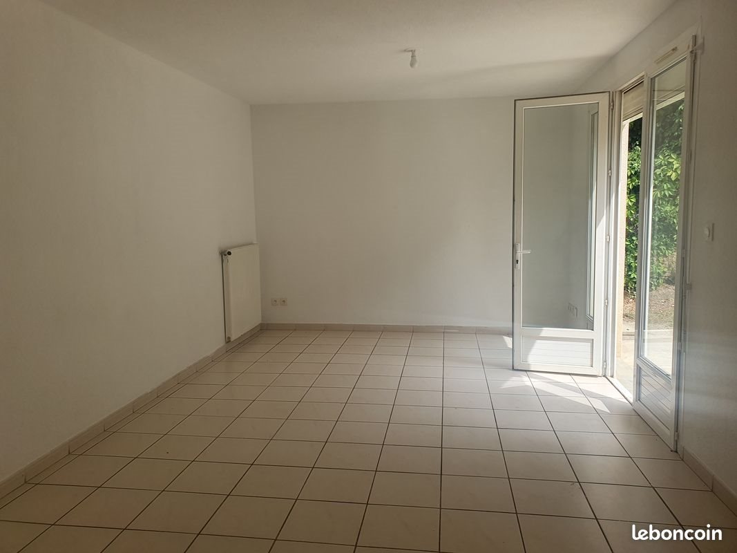 Maison à louer, 85m², Belvèze-du-Razès