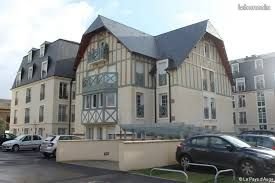 Appartement à louer, 79m², Deauville