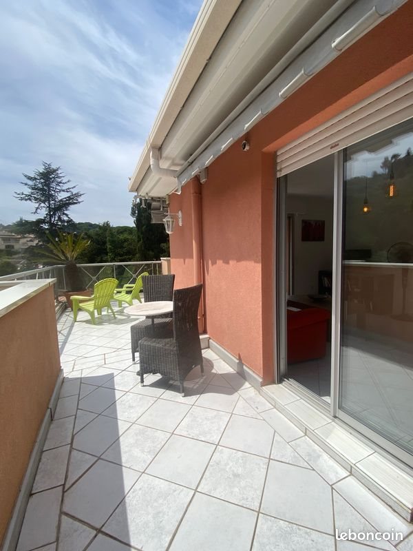 Appartement à louer, 32m², Vallauris