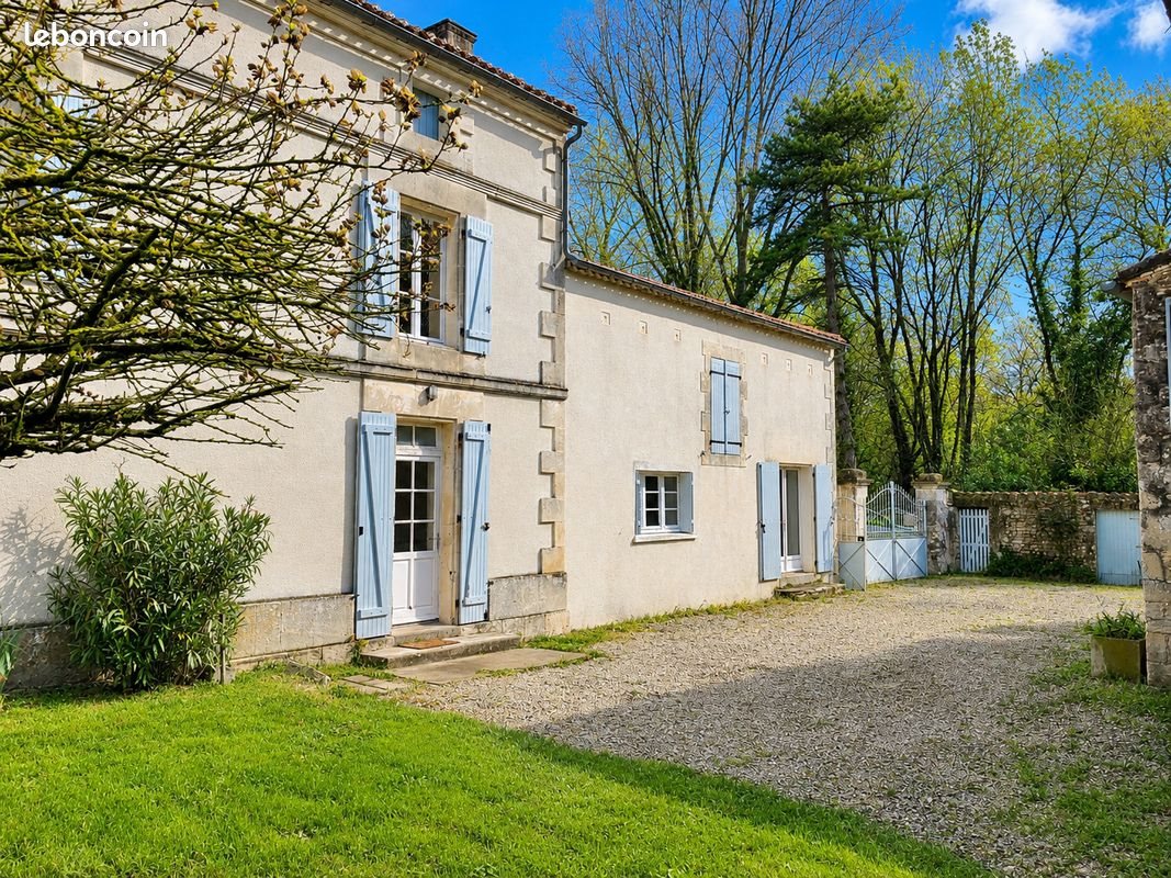 Maison à louer, 110m², Marsac