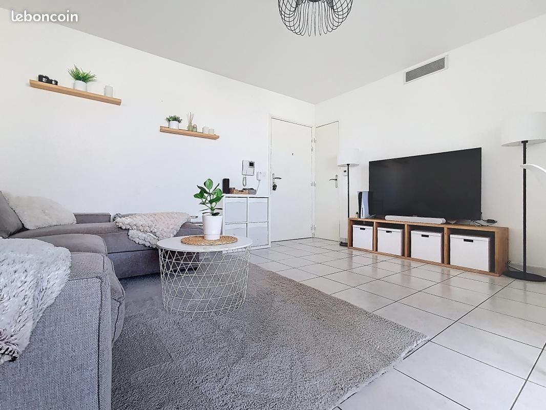 Appartement à vendre, 46m², Bron