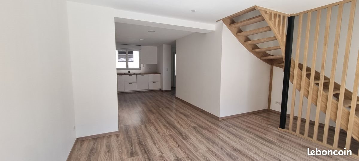 Appartement à louer, 81m², Saint-Germain-du-Bois