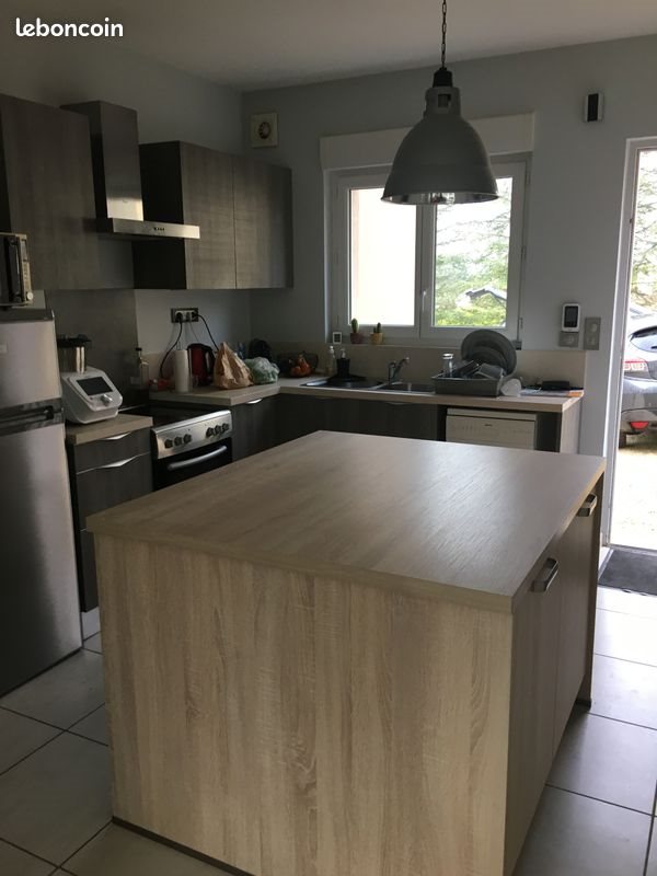 Maison à louer, 92m², Saint-Jean-de-Maruéjols-et-Avéjan