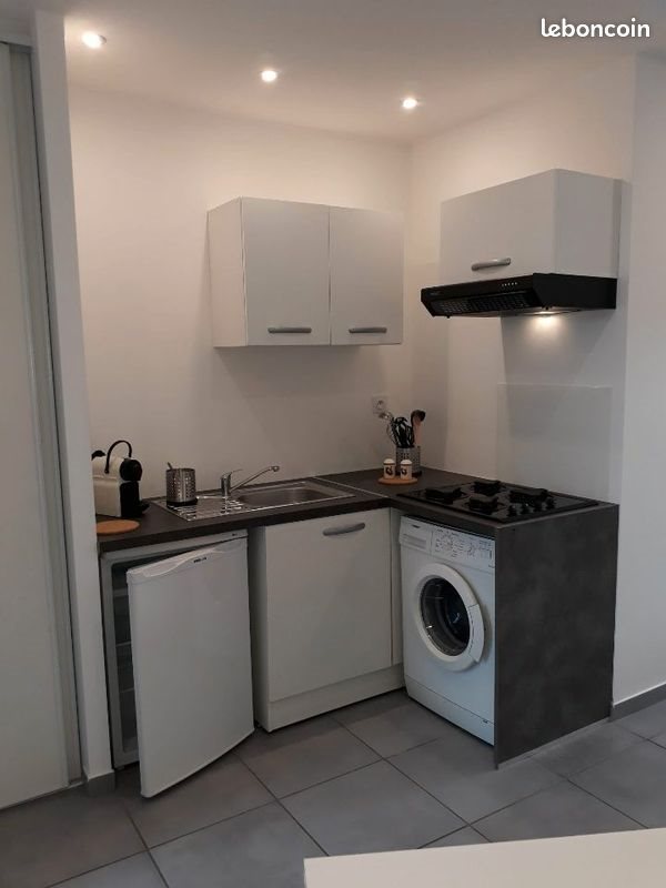 Appartement à louer, 22m², Pierre-Bénite