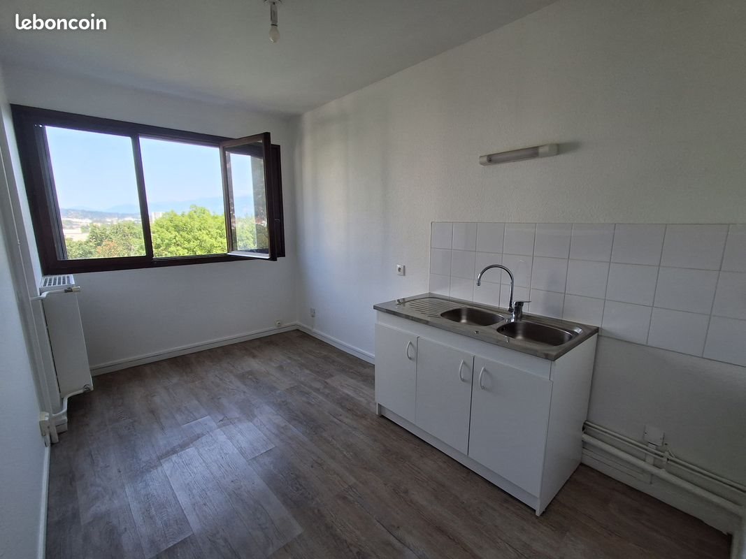 Appartement à vendre, 69m², Grenoble