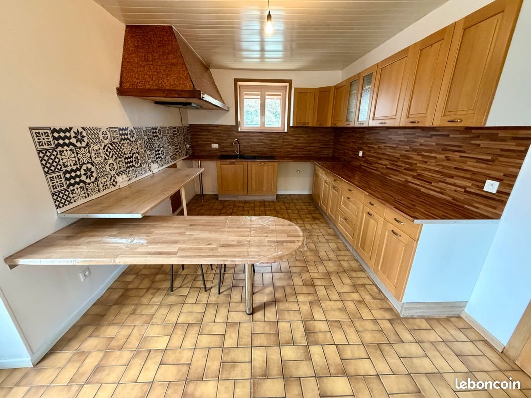 Maison à vendre, 200m², Bogny-sur-Meuse