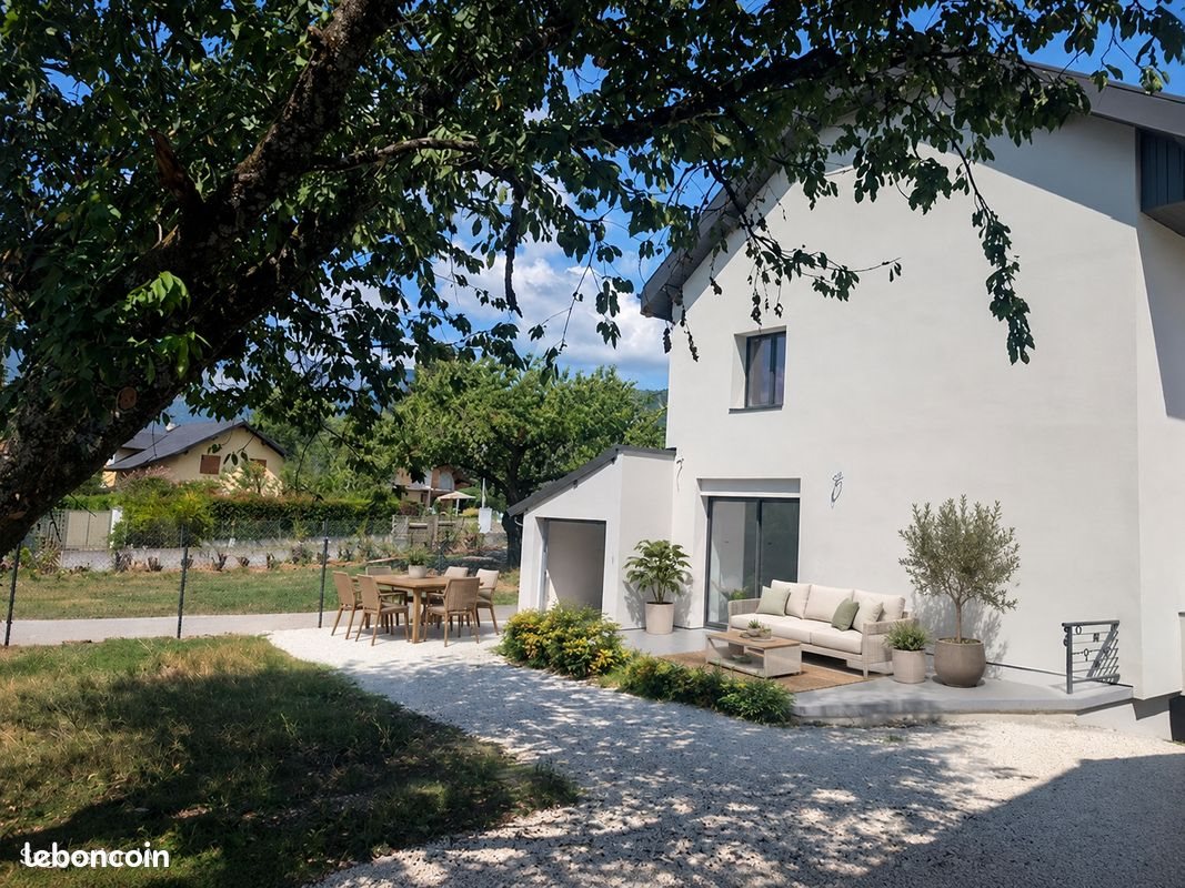 Appartement à vendre, 82m², Challes-les-Eaux