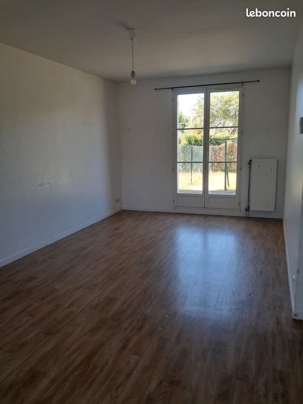 Maison à louer, 93m², Ladon