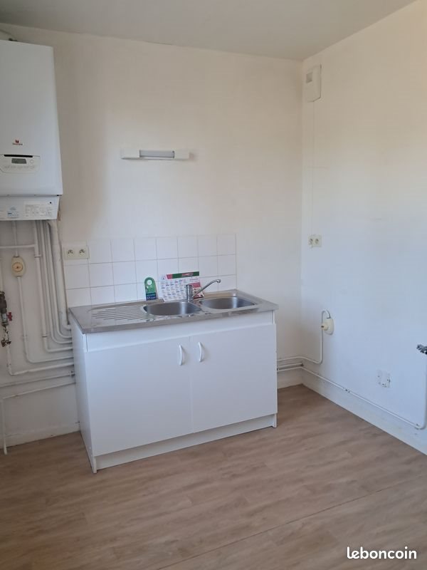 Maison à louer, 93m², Ladon