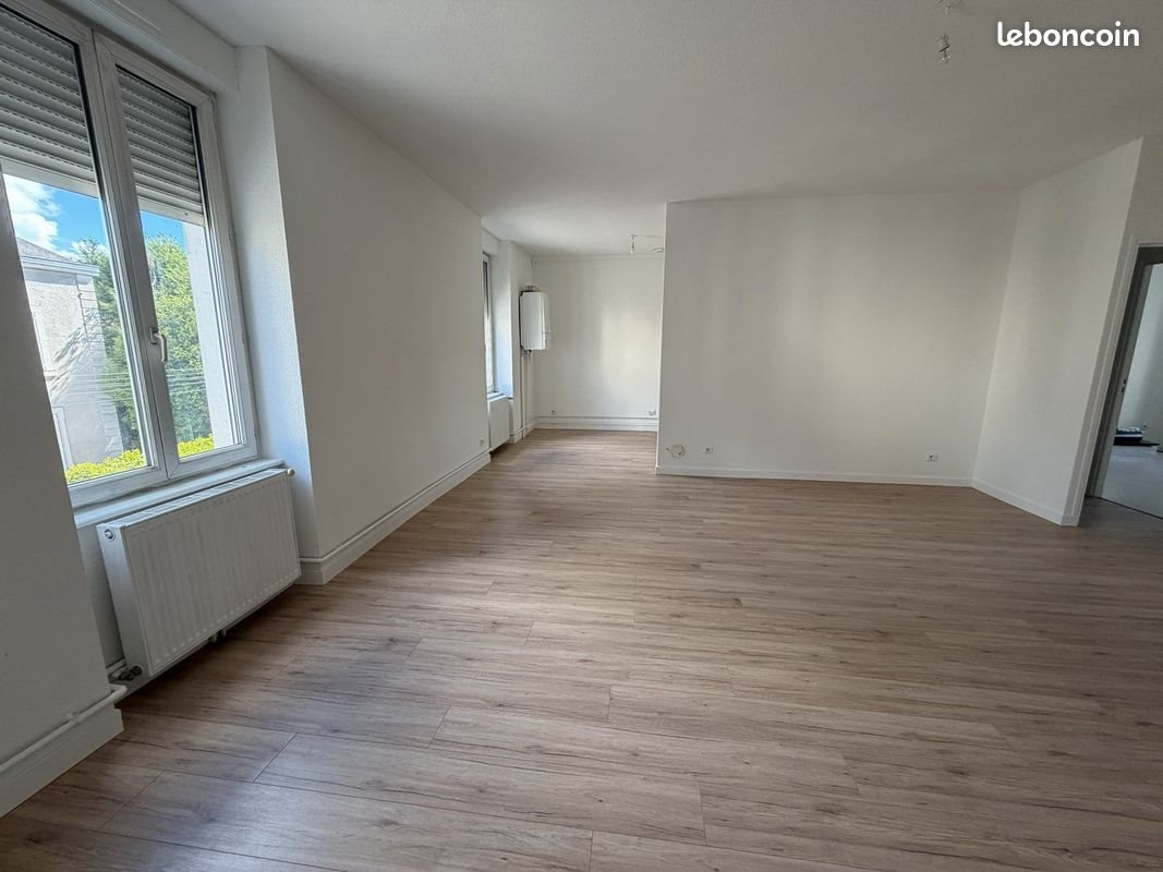 Appartement à louer, 65m², Montceau-les-Mines