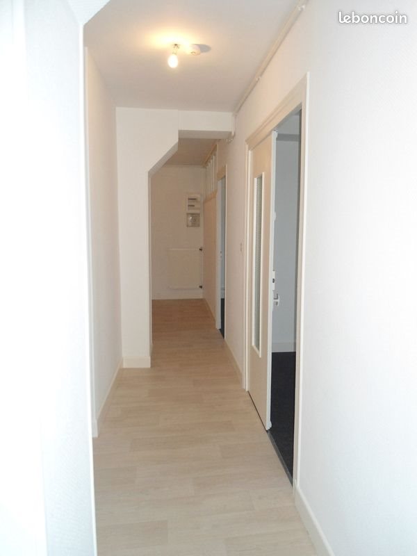 Appartement à louer, 92m², Moulins