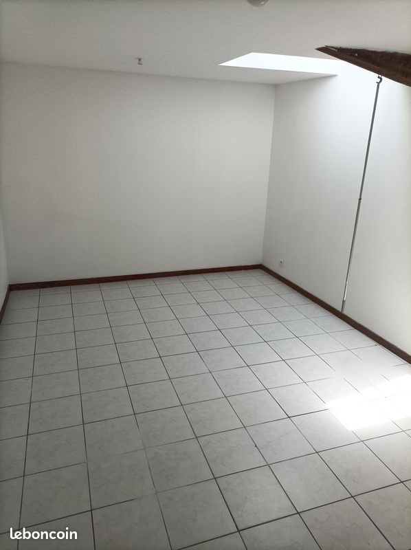 Maison à louer, 70m², Cadillac-sur-Garonne