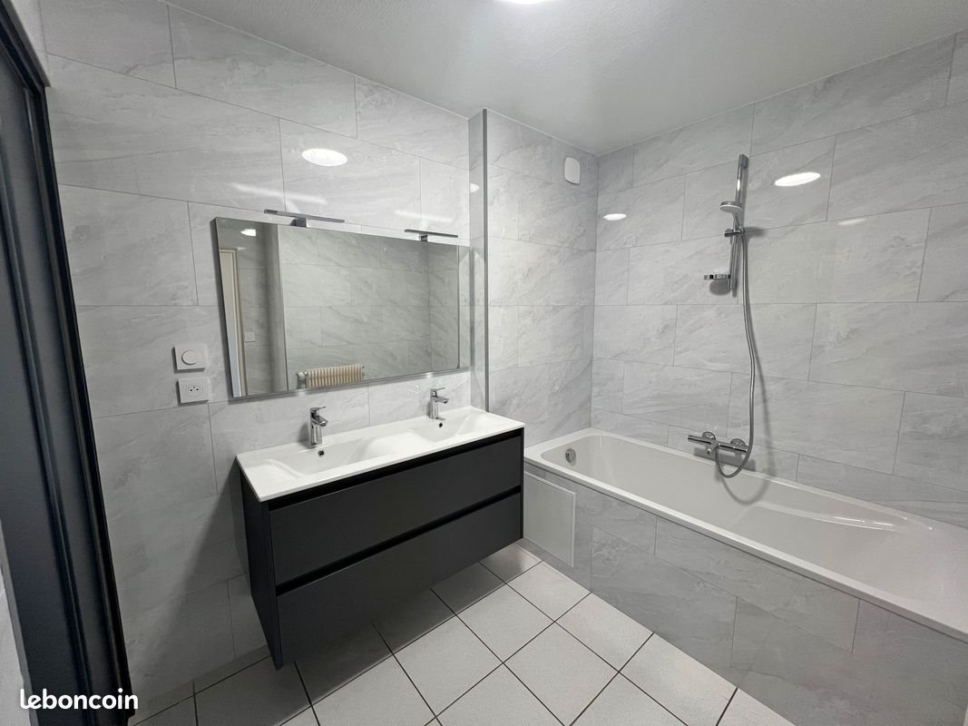 Appartement à louer, 93m², Pontarlier