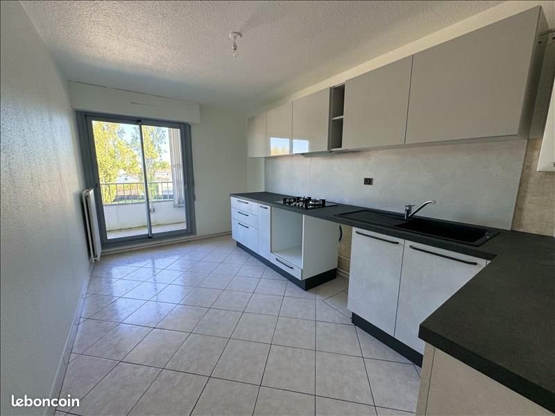 Appartement à louer, 84m², Eysines