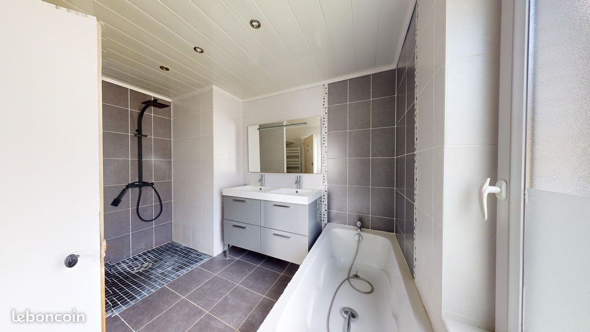 Maison à louer, 90m², Vallons-de-l'Erdre