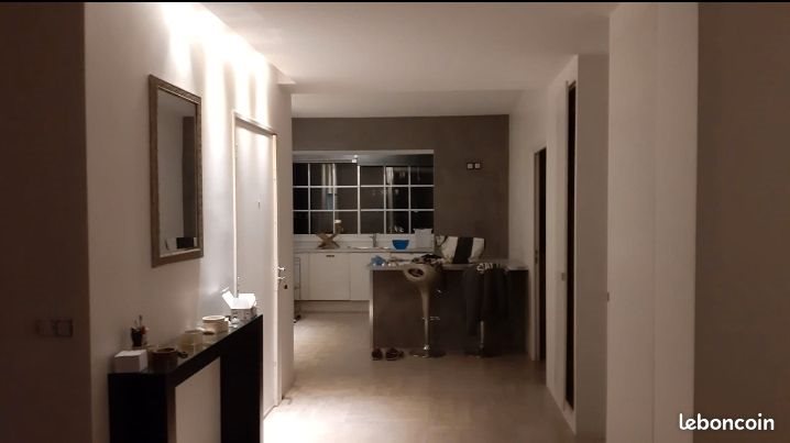 Appartement à louer, 80m², Marseille 8ème