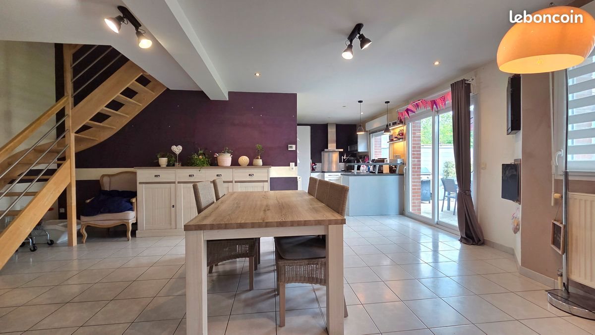 Maison à vendre, 120m², Anor