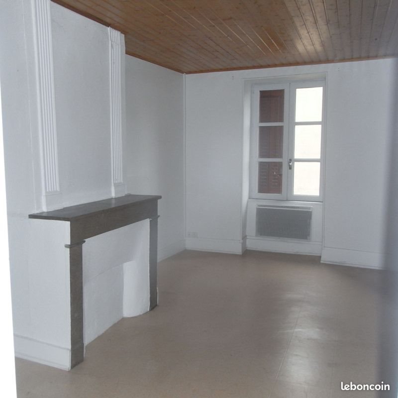 Appartement à louer, 47m², Louhans