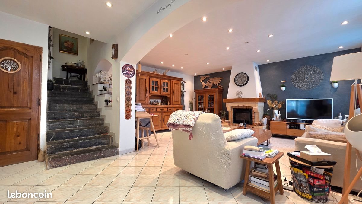 Maison à vendre, 144m², Etroeungt