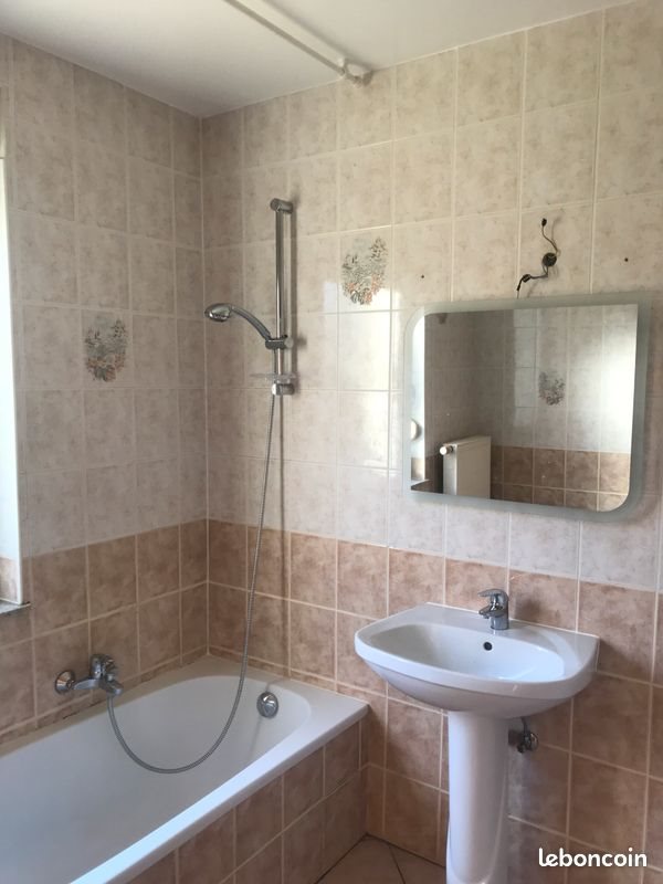 Appartement à louer, 70m², Neufgrange