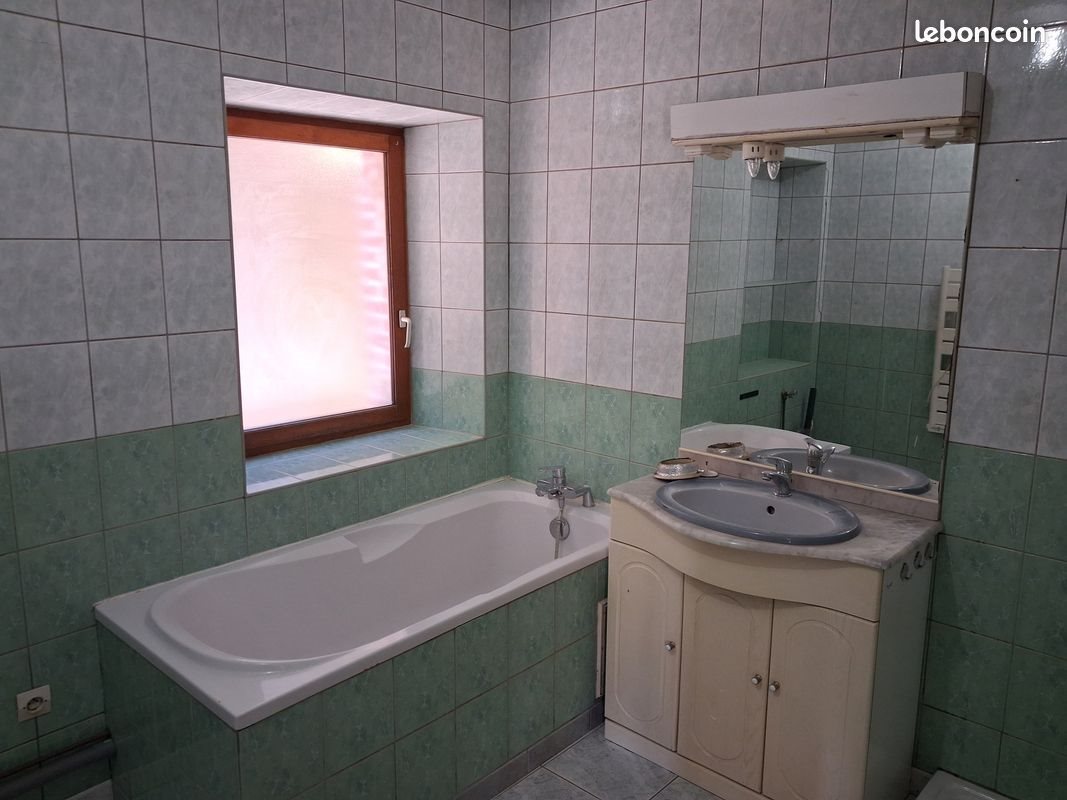 Maison à vendre, 135m², Tournavaux